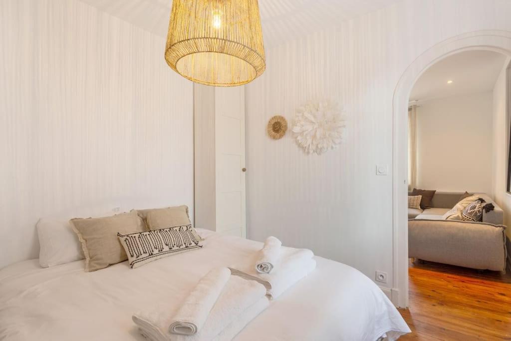 Appartement Rue Gambetta, Plage A 2 Min Saint-Jean-de-Luz Exterior photo