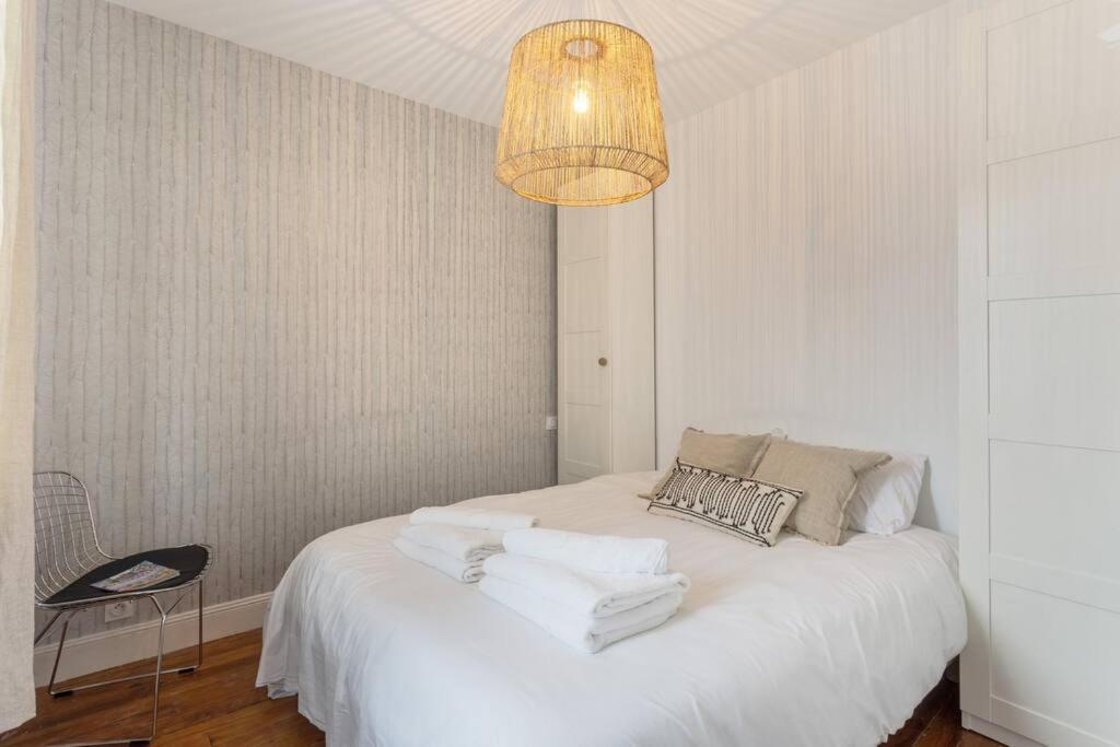 Appartement Rue Gambetta, Plage A 2 Min Saint-Jean-de-Luz Exterior photo